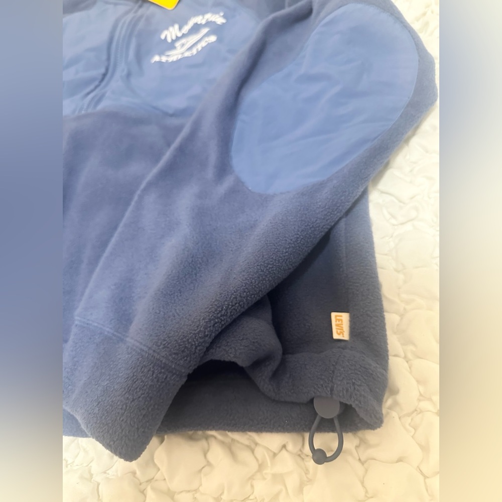 Levi’s Gold Tab Summit 1/4 Zip Sweatshirt - Picture 5 of 7